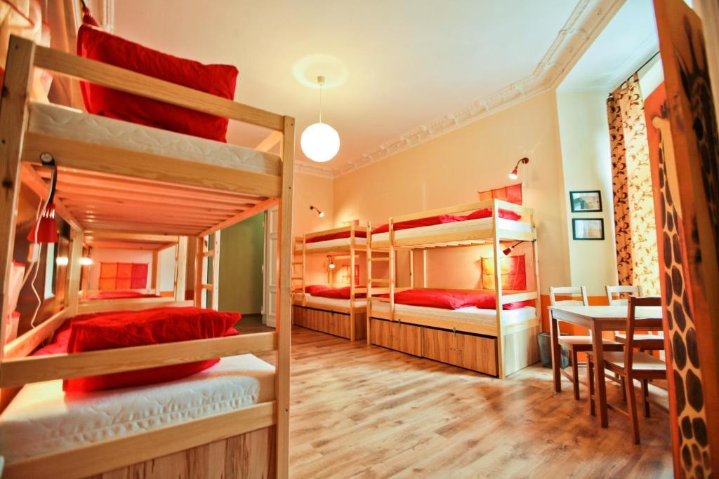 Poco Loco Hostel Posen Zimmer foto